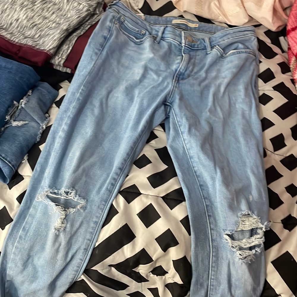 Jeans